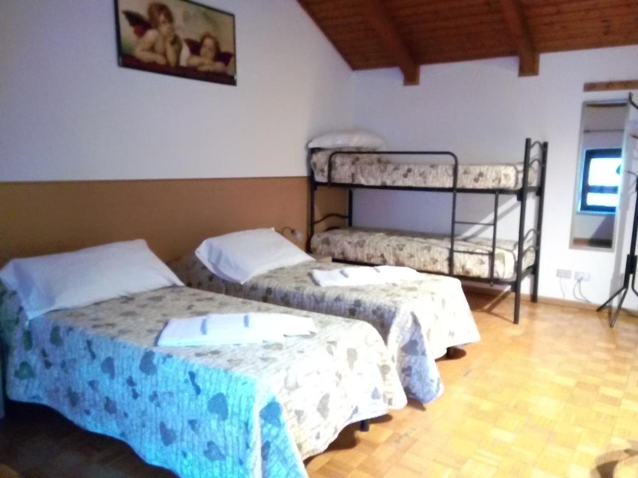 מלון טרנטו Alloggio Ponte Dei Cavalleggeri מראה חיצוני תמונה