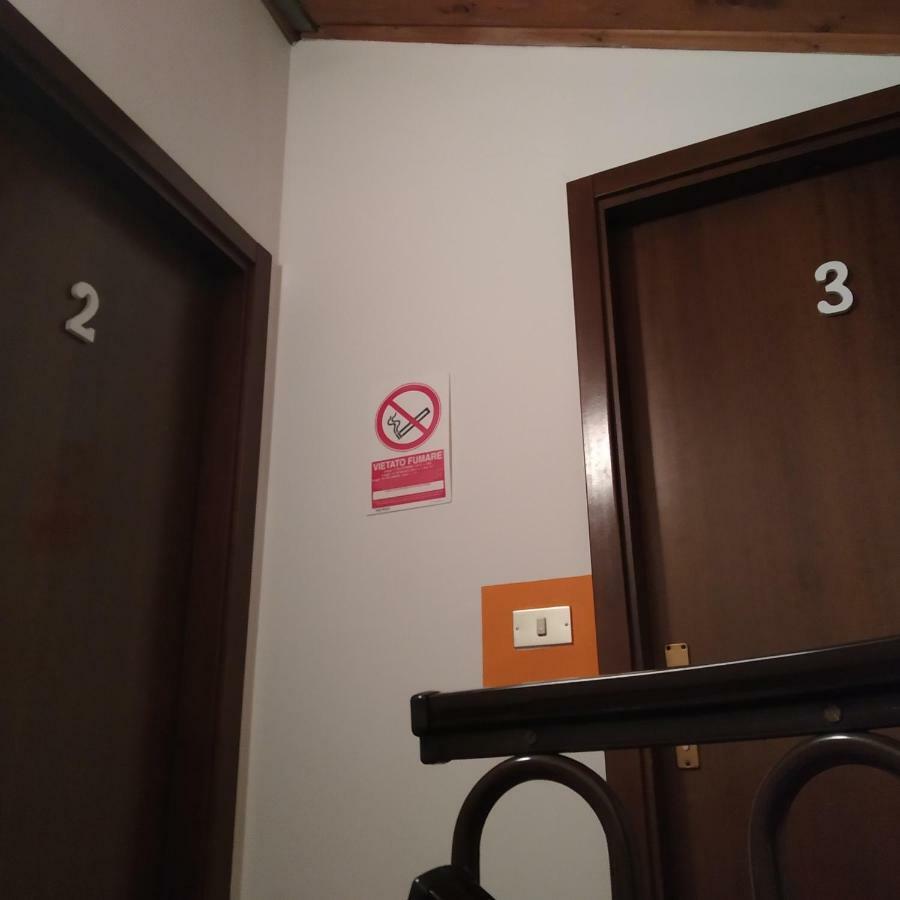 מלון טרנטו Alloggio Ponte Dei Cavalleggeri מראה חיצוני תמונה